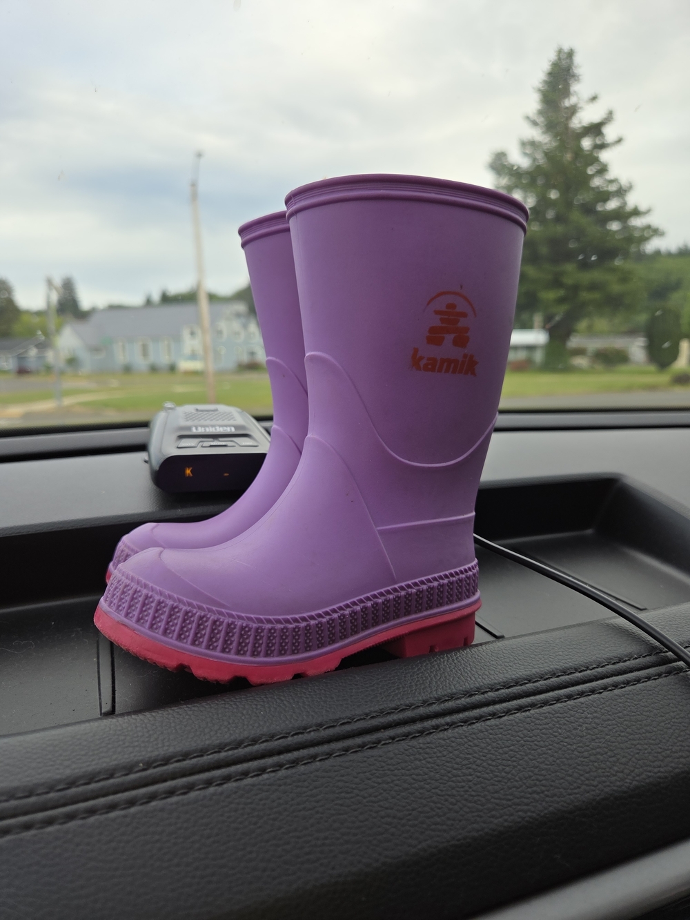 Kamik Kids' Purple Rubber Rain Boots with Pink Soles